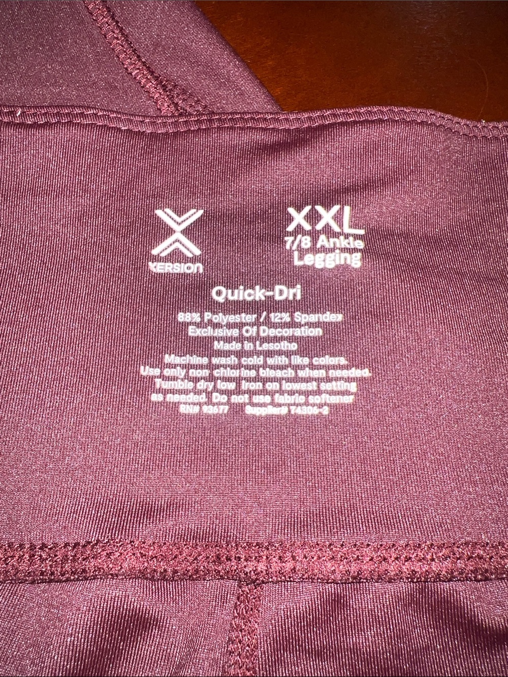 Xersion 7/8 Ankle quick-dri Leggings in Burgundy - Picture 2 of 6